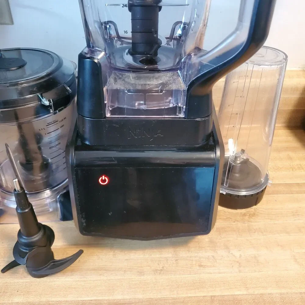 Ninja Intelli-Sense Touchscreen Blender System